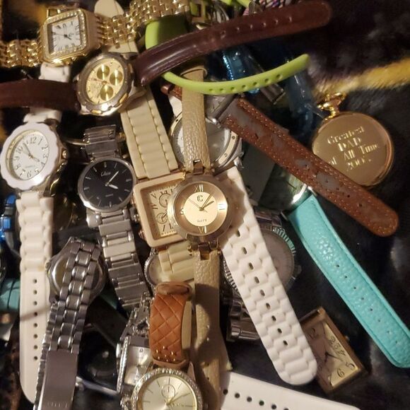 Resellers Lot of 40 Watches Collectors Flea Market Crafters Steampunk NO OFFERS! - Picture 6 of 10